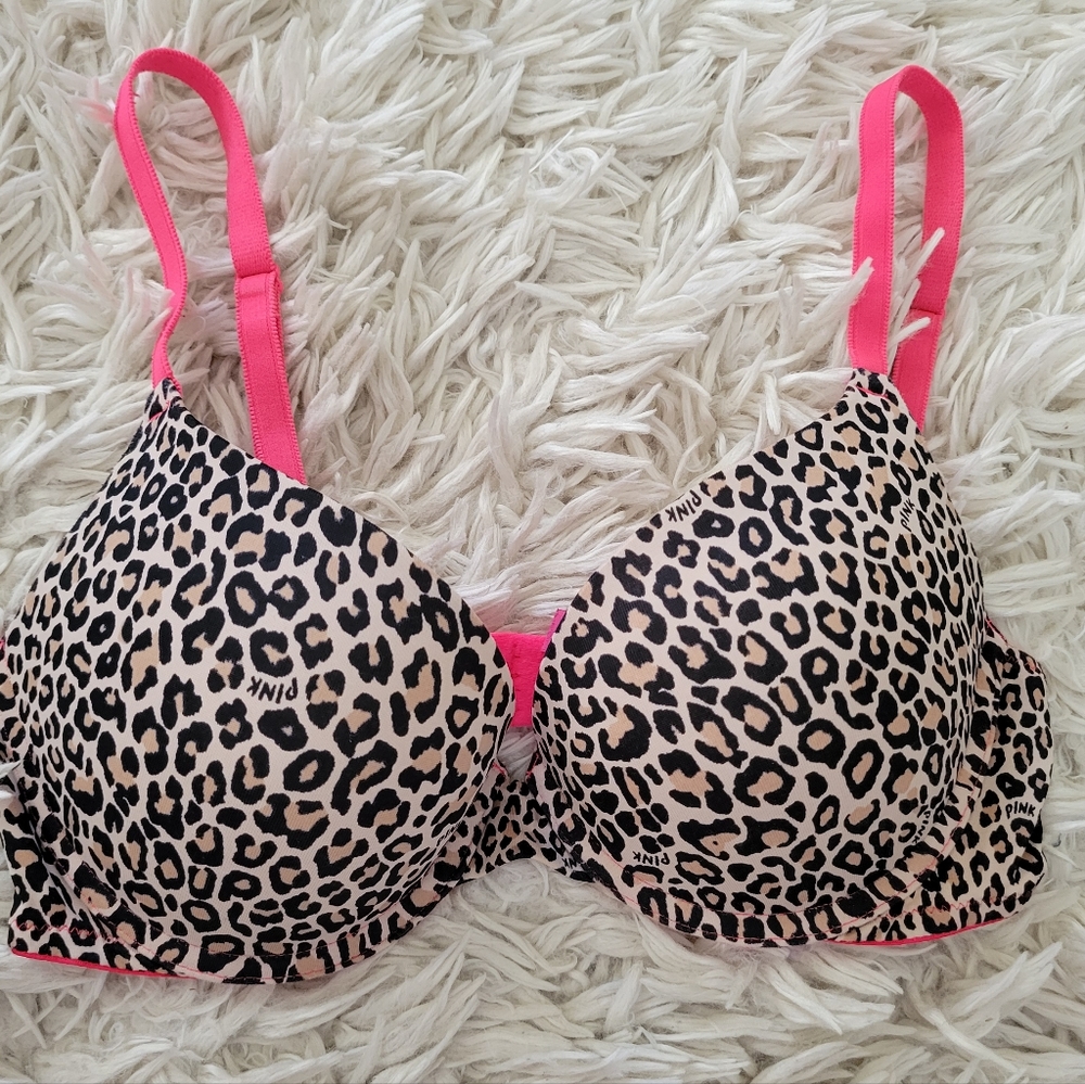 Pink Victoria's Secret wear everywhere push up underwire bra size 34C